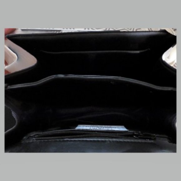 Frenchy of California Ivory Handbag with Detachable Strap - Picture 10 of 10